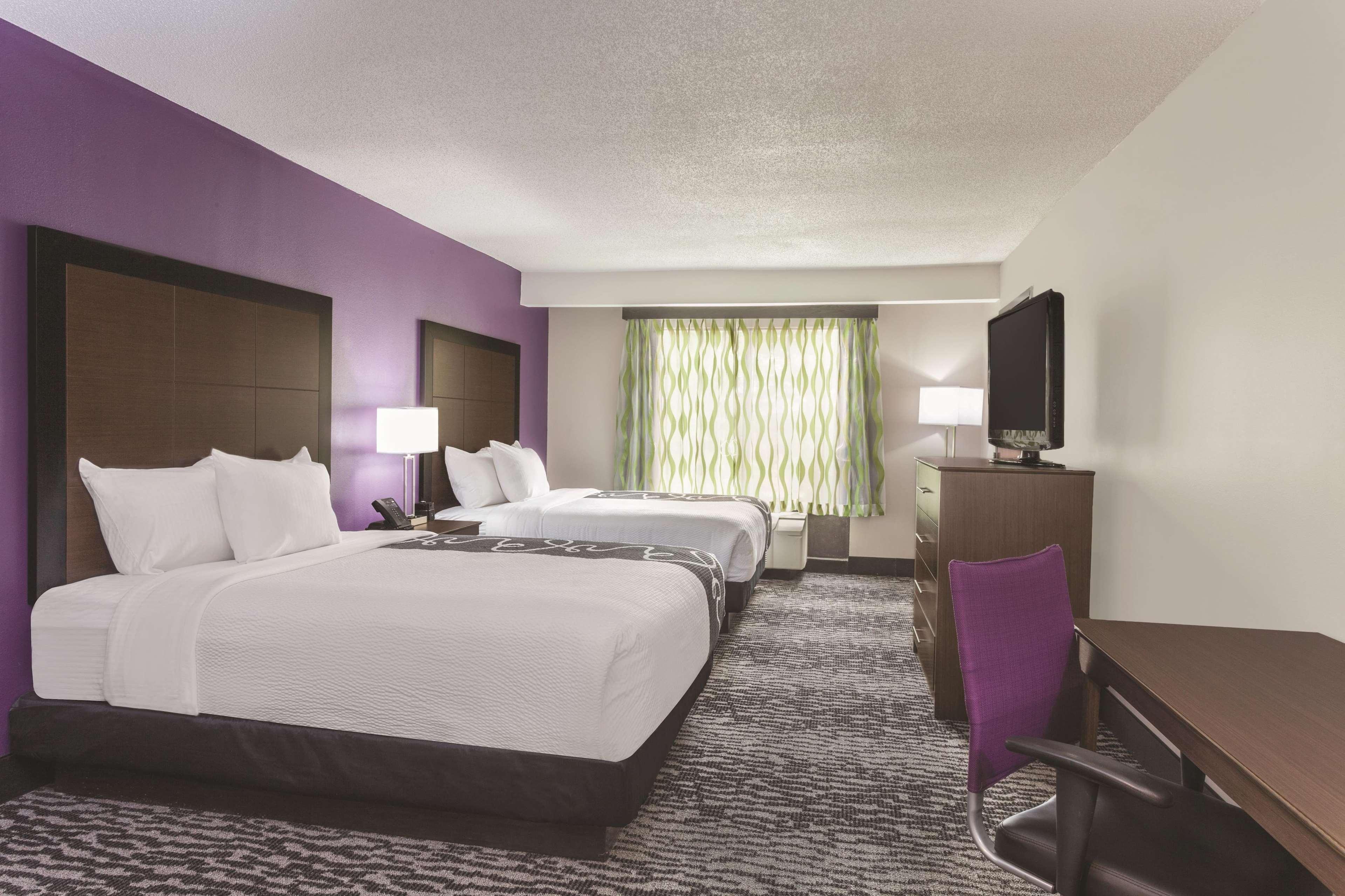 La Quinta By Wyndham Columbus North Hotel Екстериор снимка