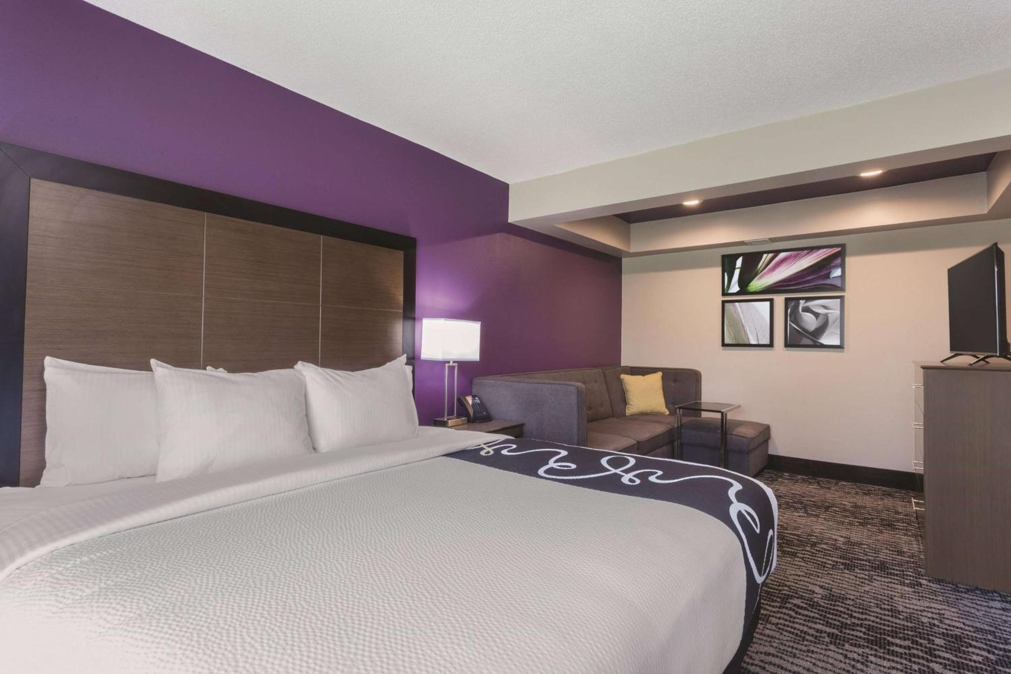 La Quinta By Wyndham Columbus North Hotel Екстериор снимка