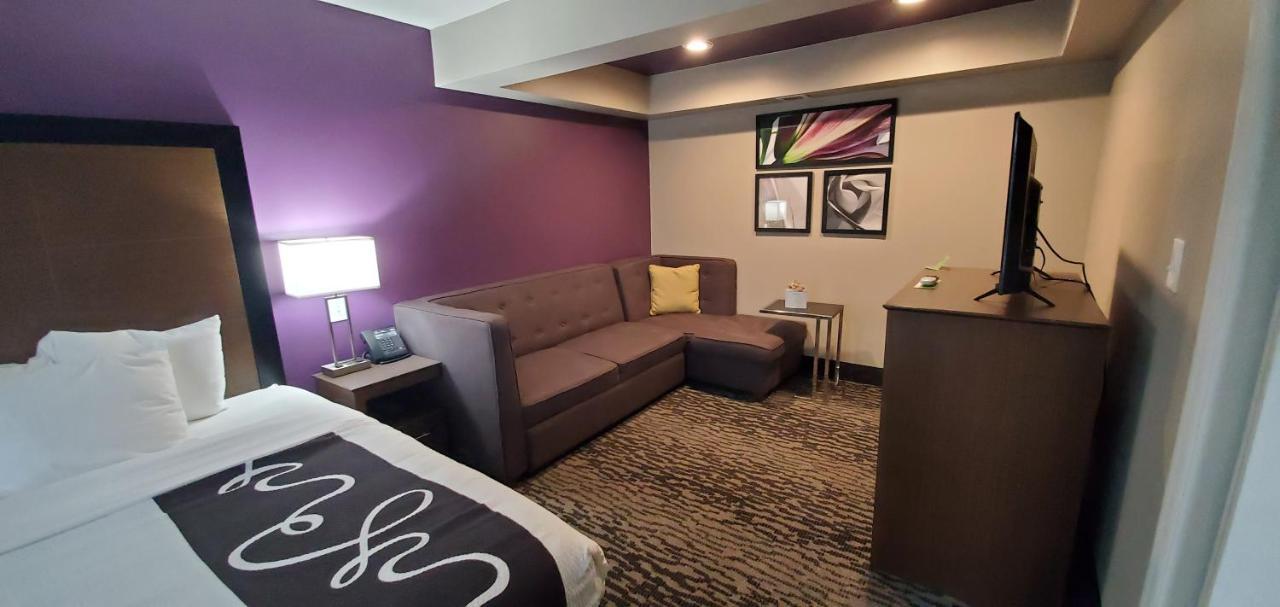 La Quinta By Wyndham Columbus North Hotel Екстериор снимка